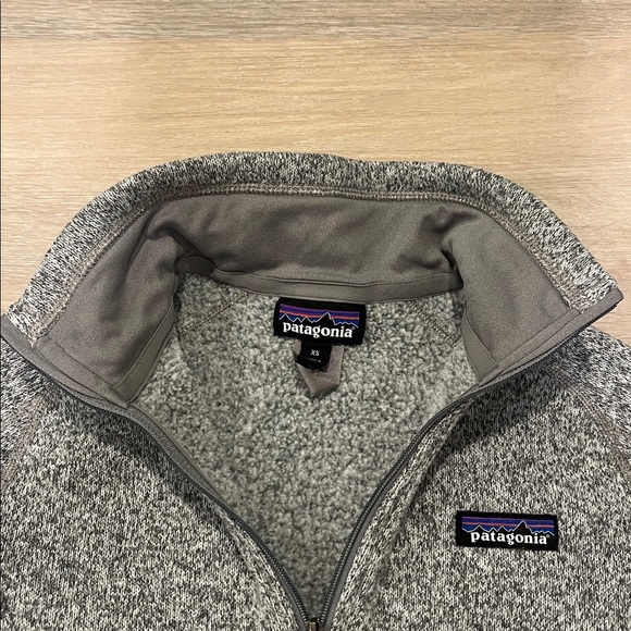 Gray Patagonia Better Sweater Quarter 1/4 Zip birch white like new condition - Picture 6 of 12